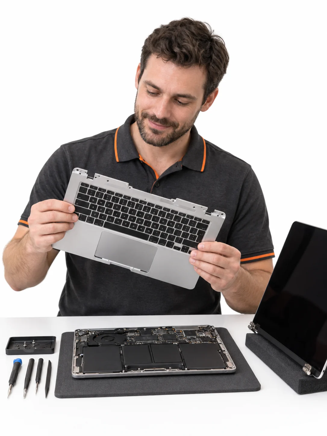 Замена топкейса MacBook Air 15 — иллюстрация работы мастера